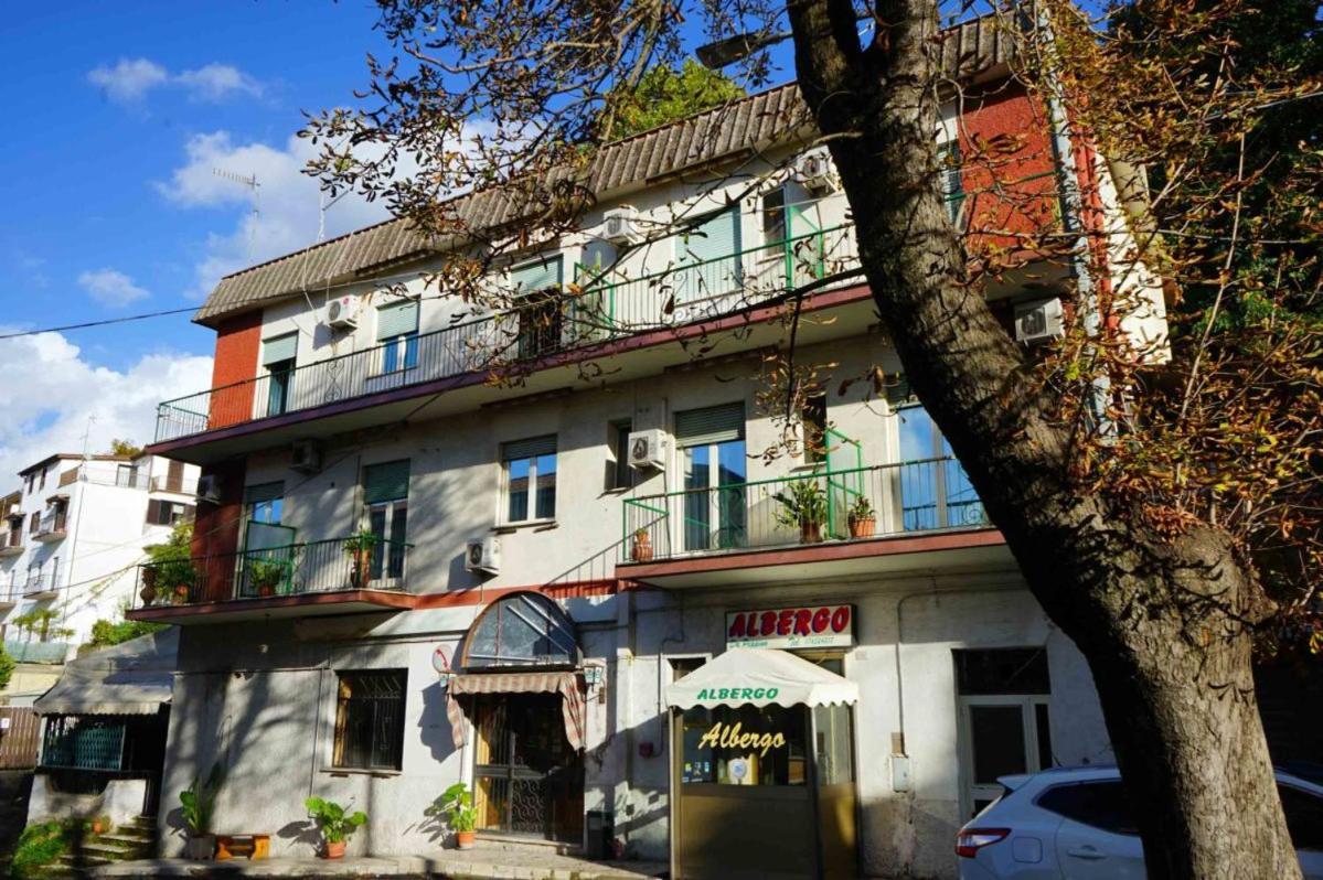 Albergo Da Peppino Poggio Mirteto Экстерьер фото